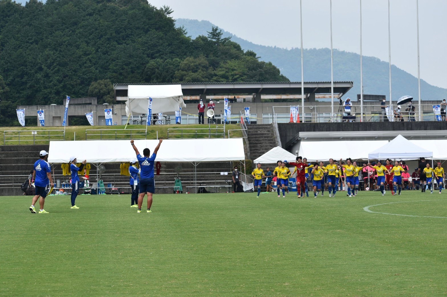 選手募集